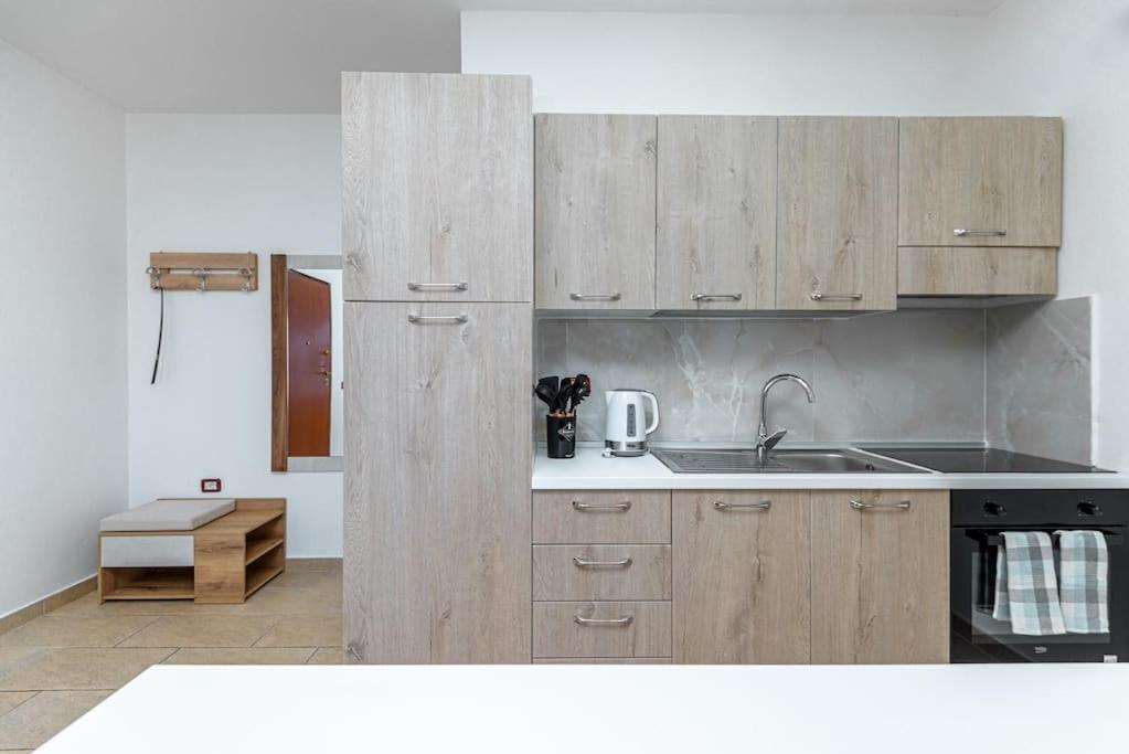 Grand View Apartment Durrës Kültér fotó